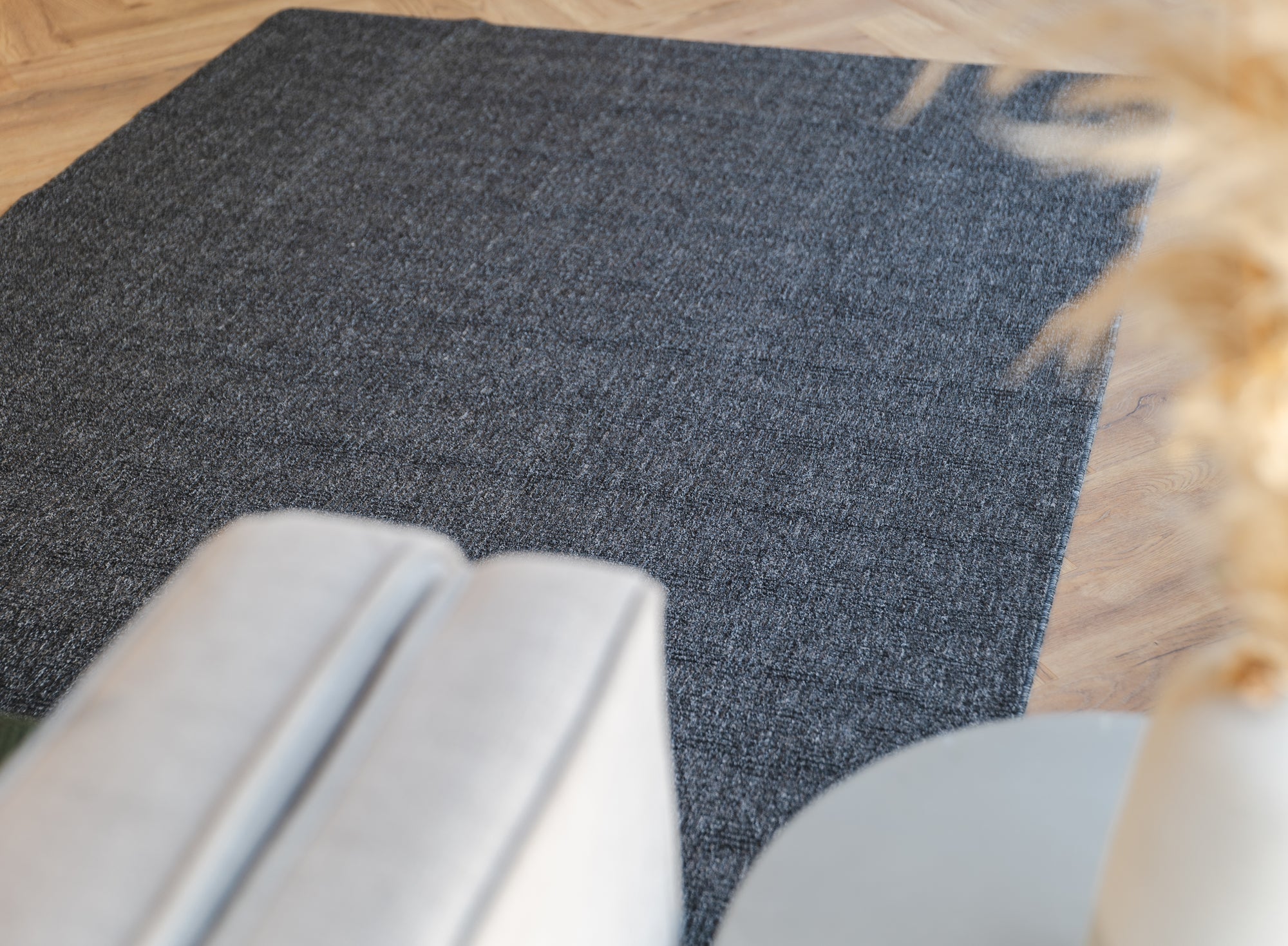 Callavi boxes flatweave charcoal grey rug