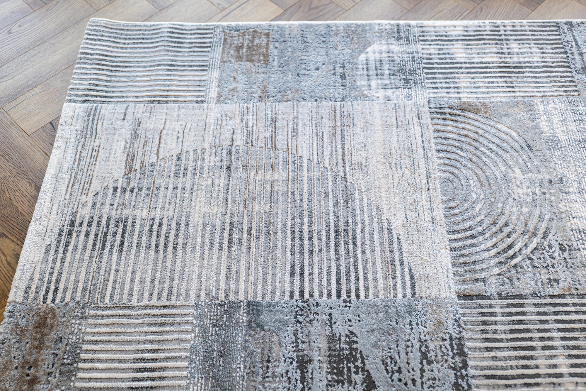 Deluxe modern contemprary design grey beige floor rug