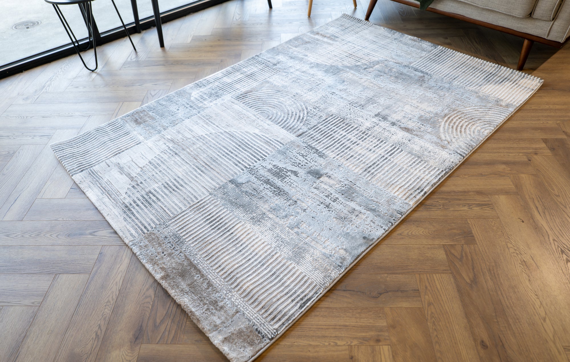 Deluxe modern contemprary design grey beige floor rug