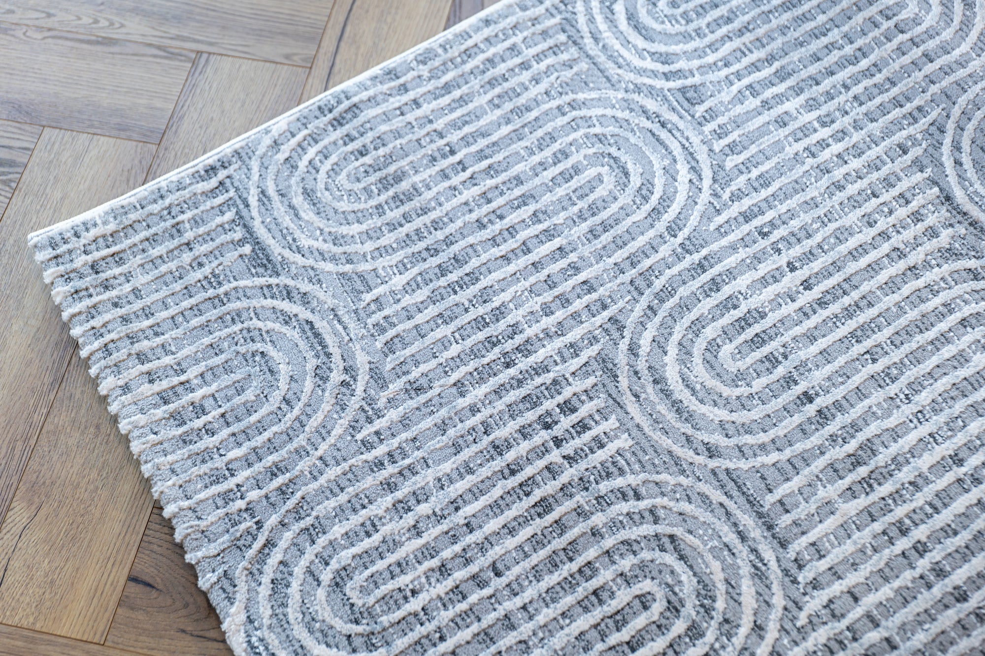 Deluxe modern arched grey beige floor rug