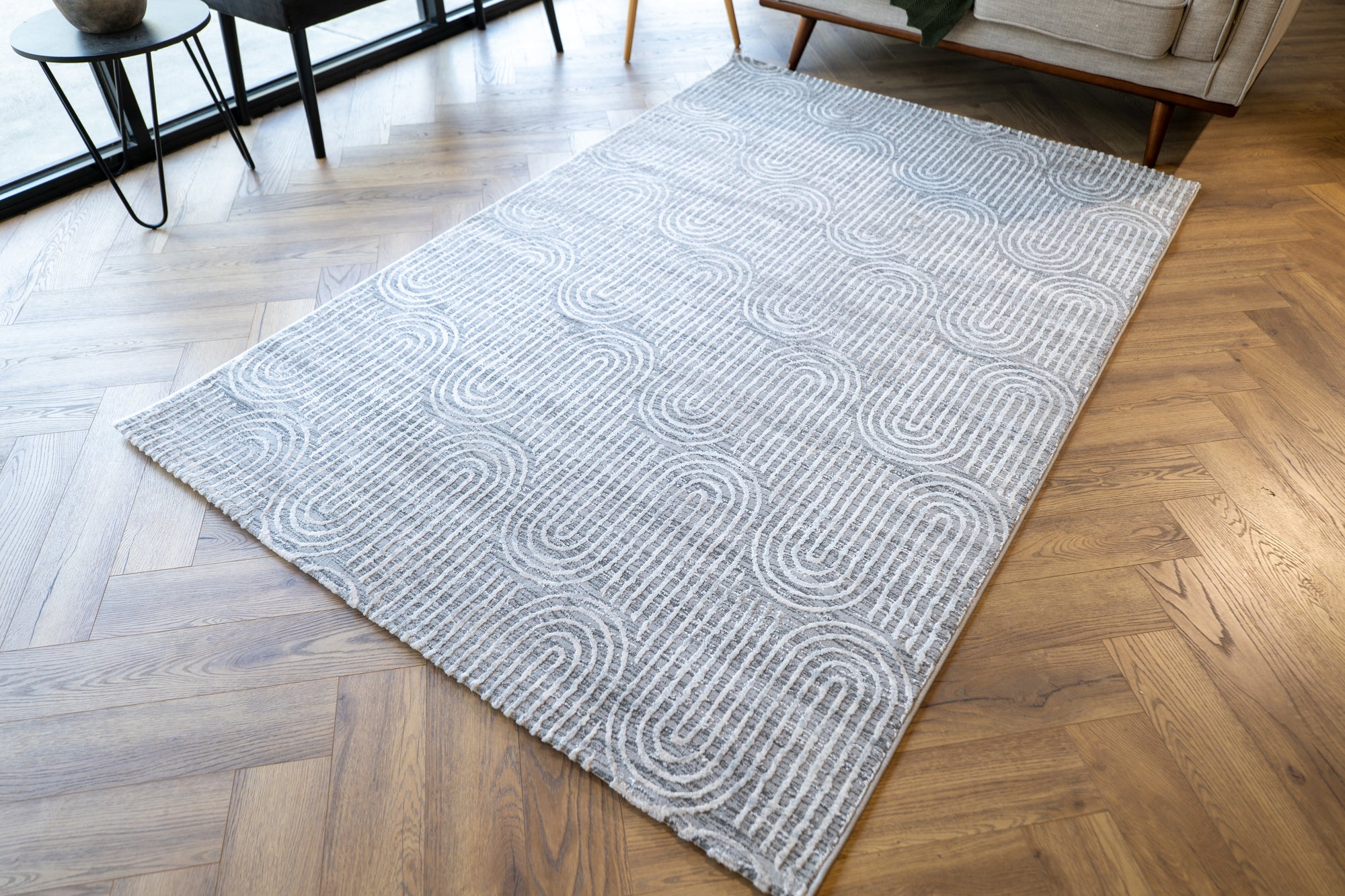 Deluxe modern arched grey beige floor rug