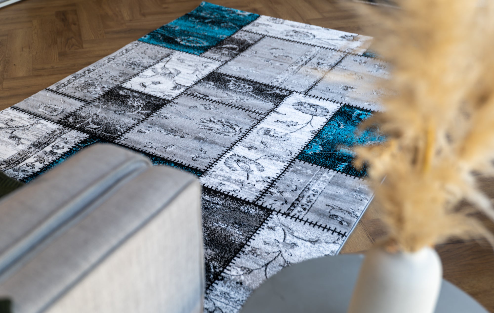 Istanbul 3011 patchworks grey blue rug