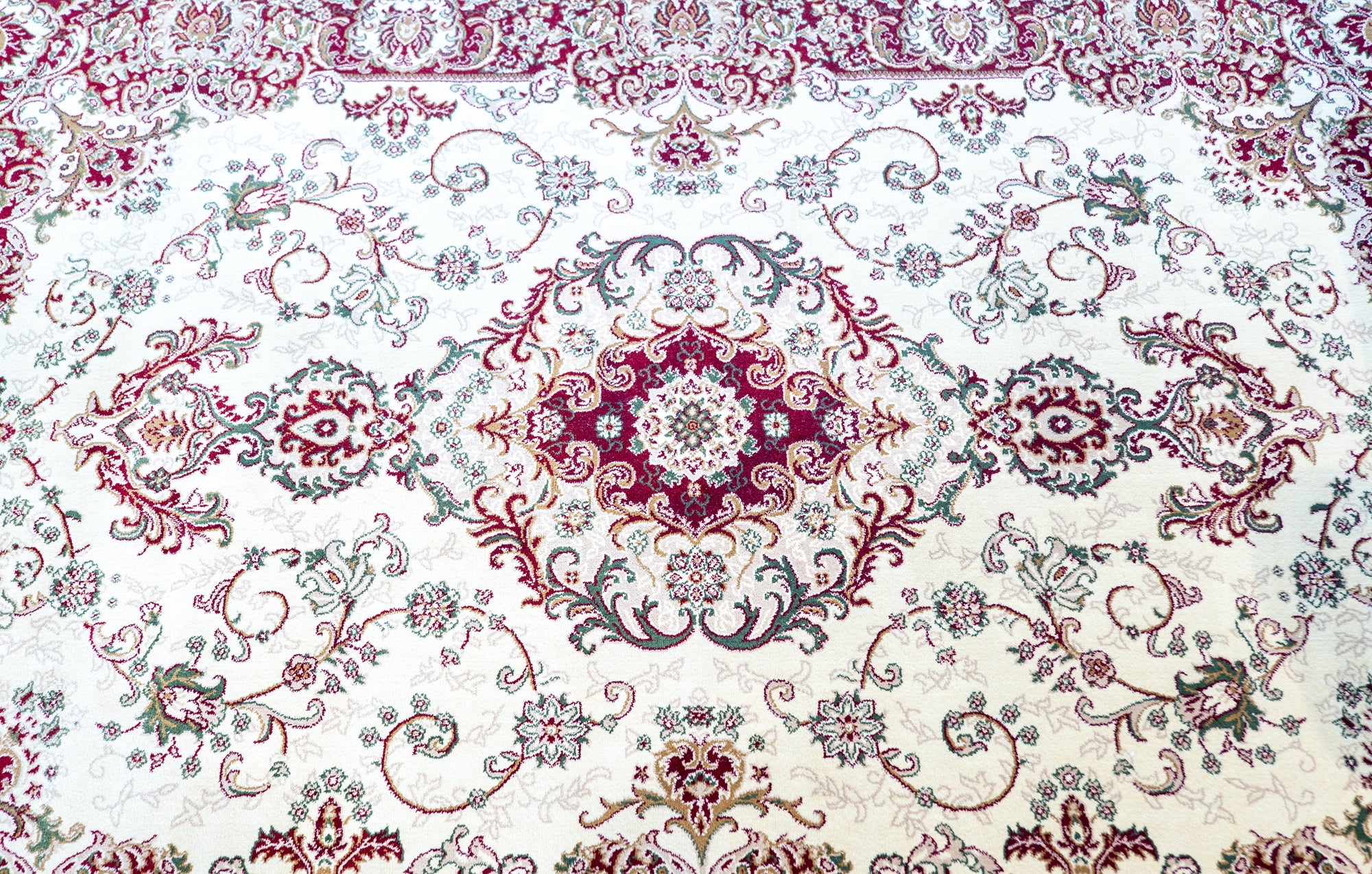 Barchalli cream red Traditional Benevolence Rug