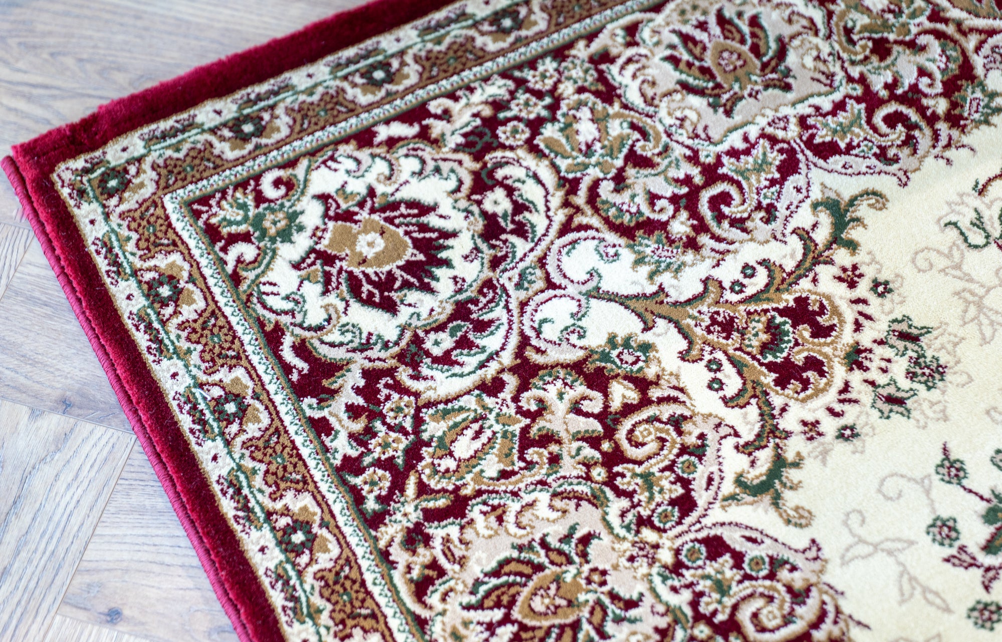 Barchalli cream red Traditional Benevolence Rug
