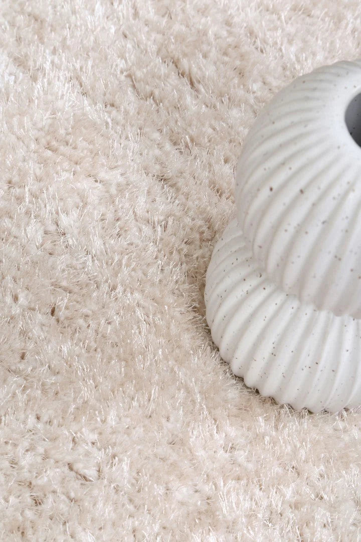 Puffy soft Shaggy Ivory rug