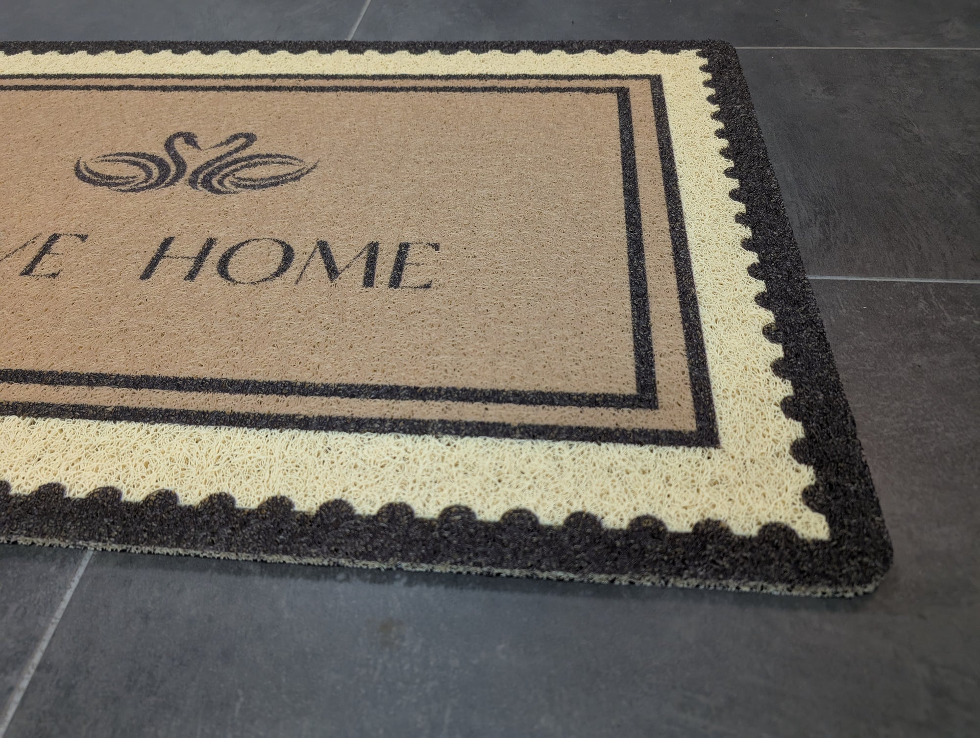 Love home outdoor Mat spaghetti