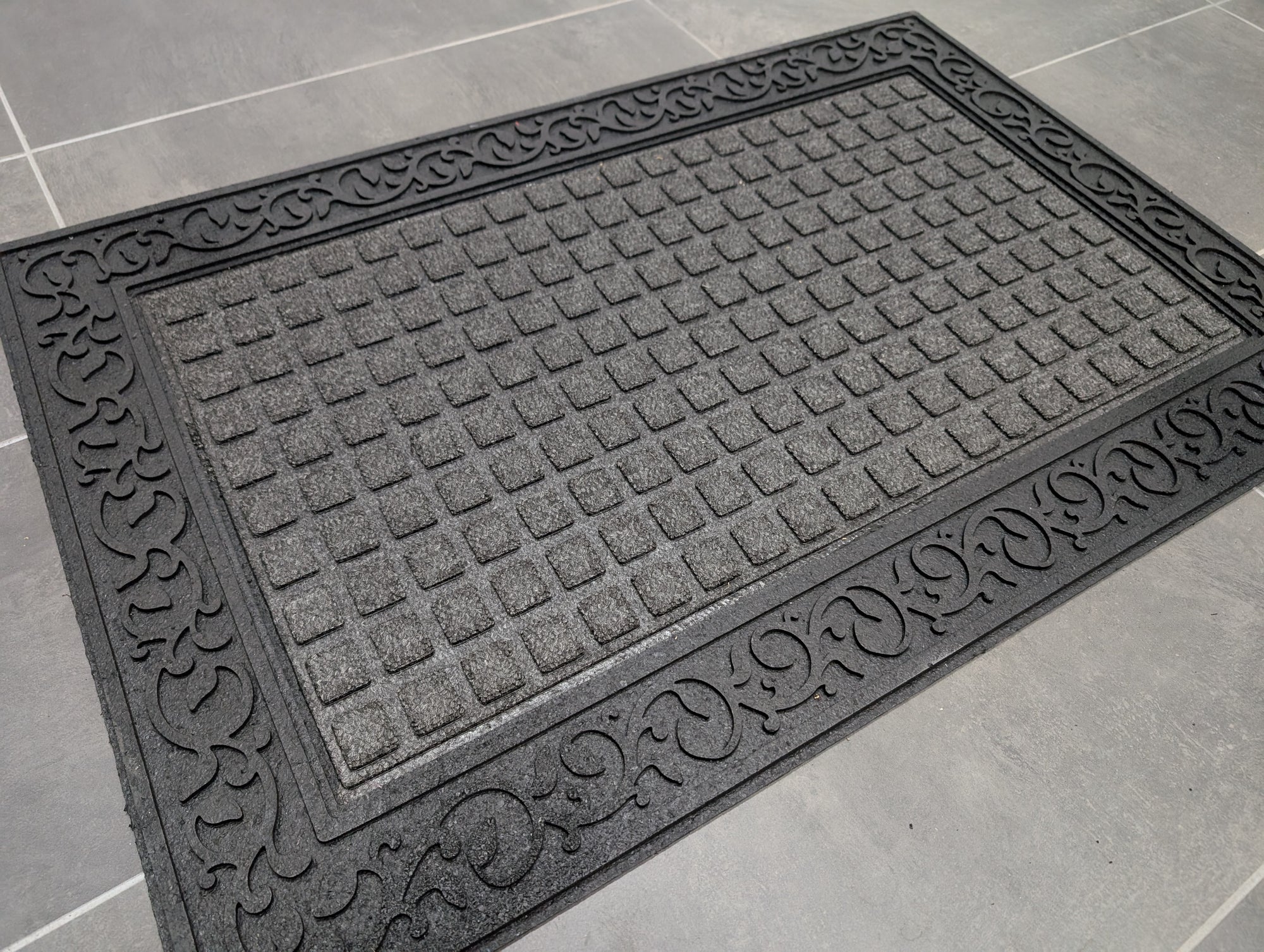 Large outdoor dotted mat 60 x 90cm