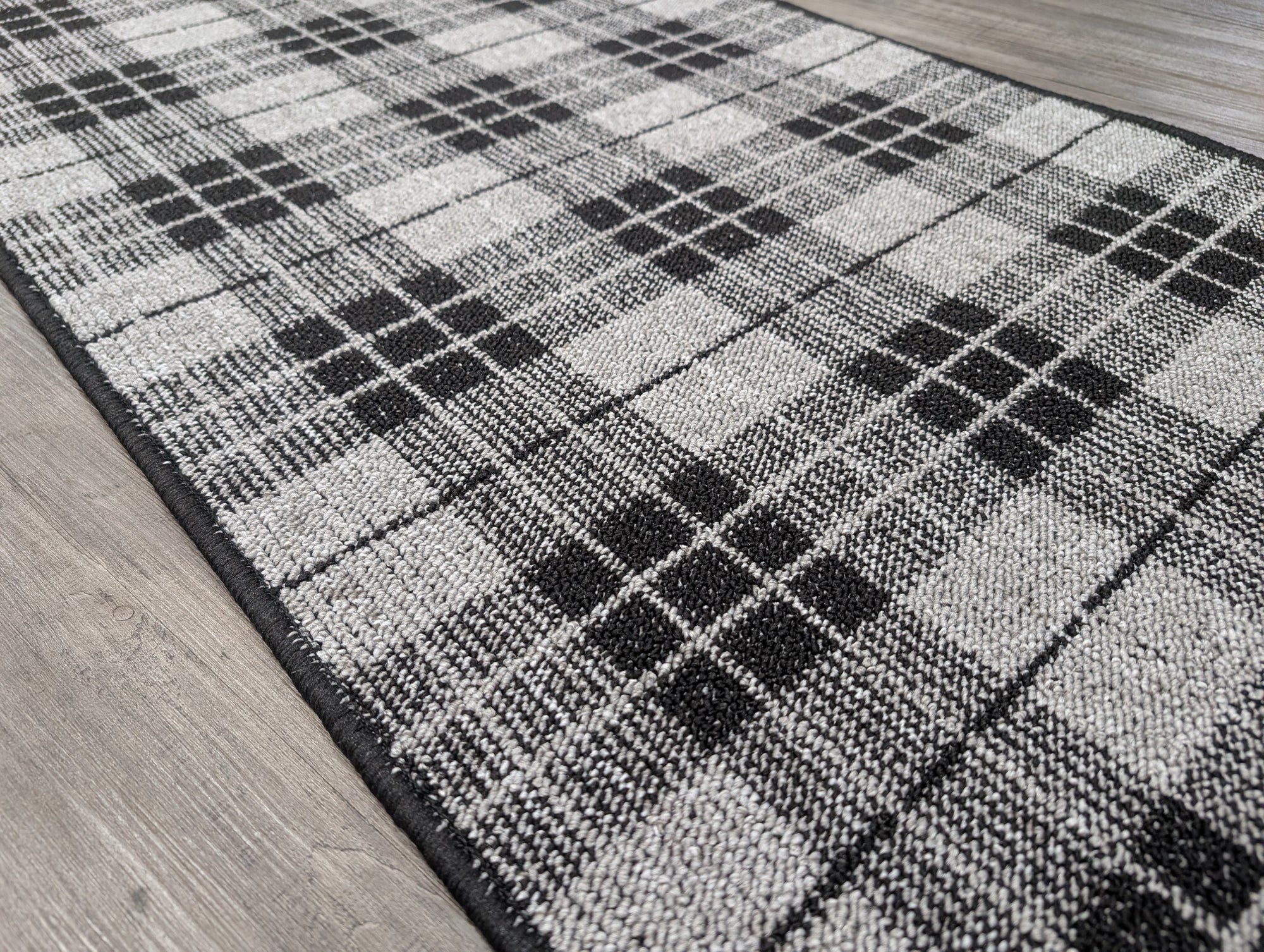 Nikotex black silver patterned 67 cm Wide