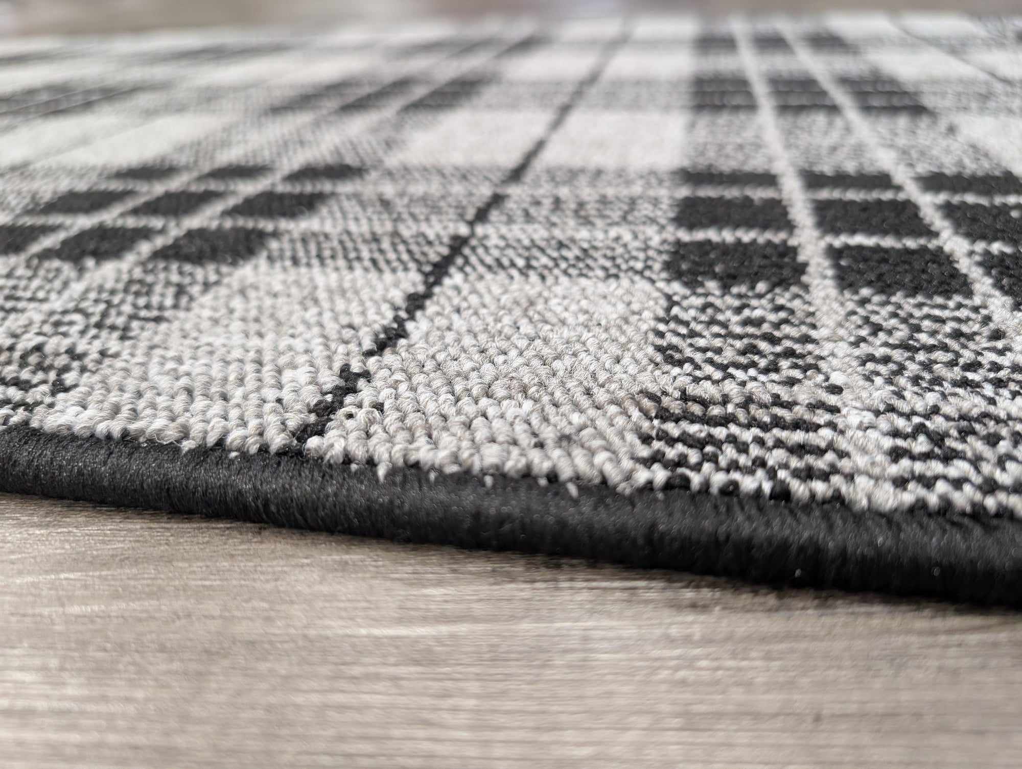 Nikotex black silver patterned 67 cm Wide