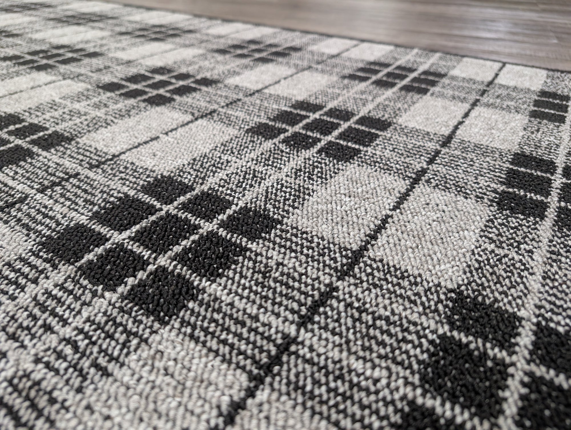 Nikotex black silver patterned 67 cm Wide