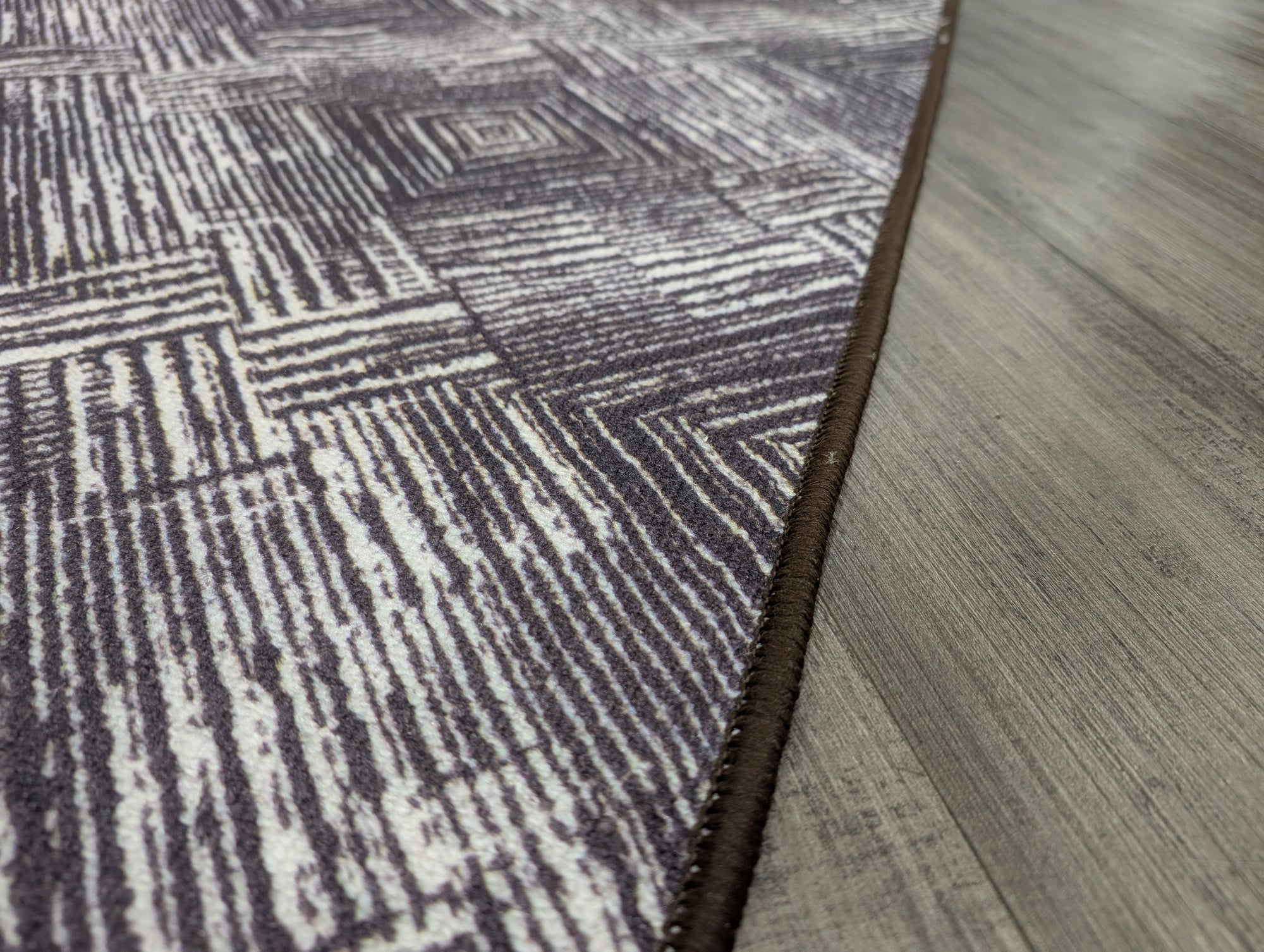 Gabe Modern hallway runner 80cm Wide