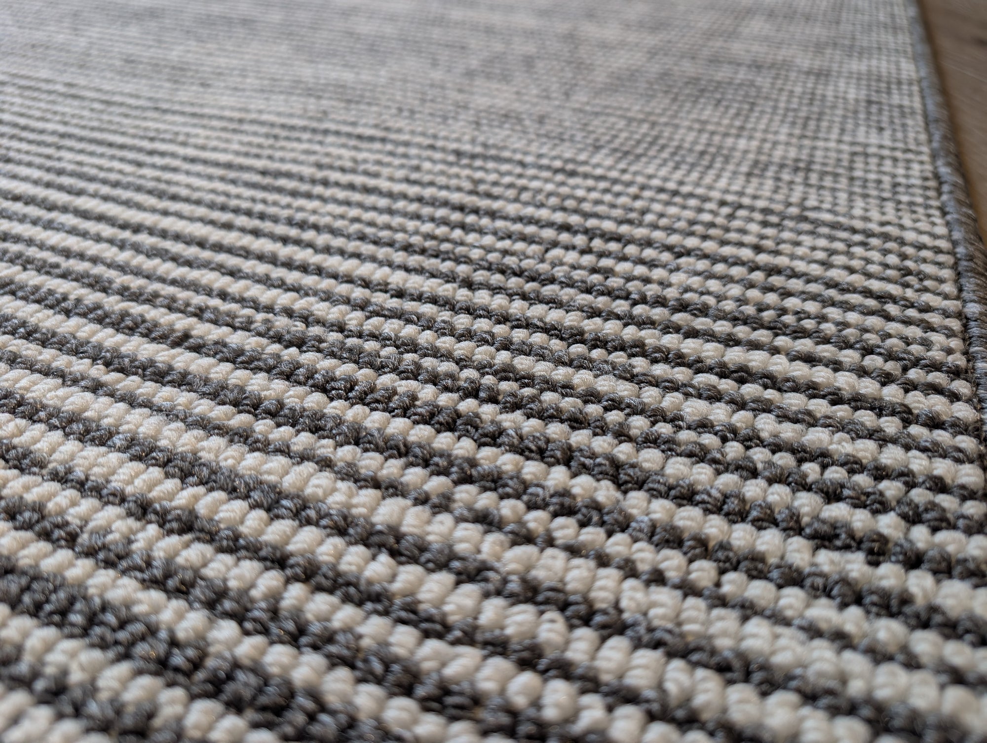 Nikotex grey white lines 67cm Wide