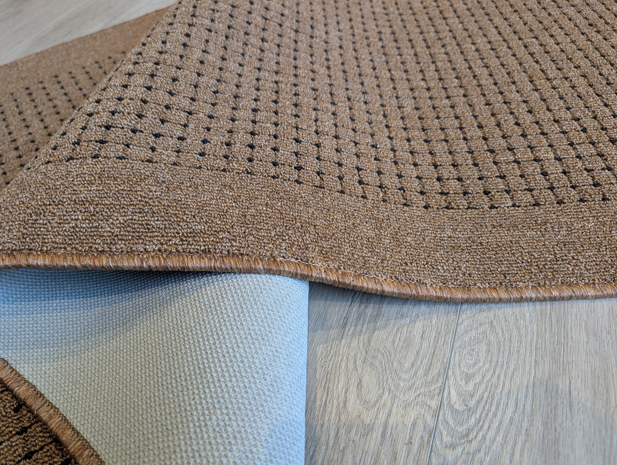 Dotted design Brown Nikotex 80 cm Wide