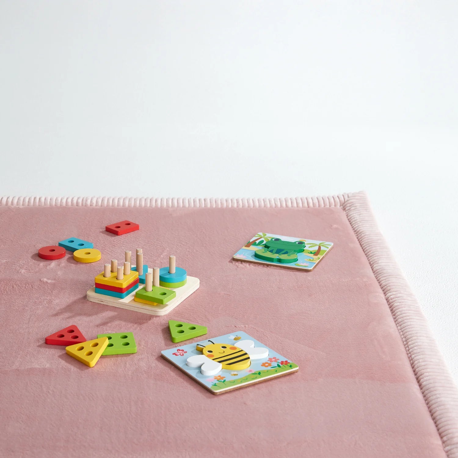 Milo Plush Play Mat Pink