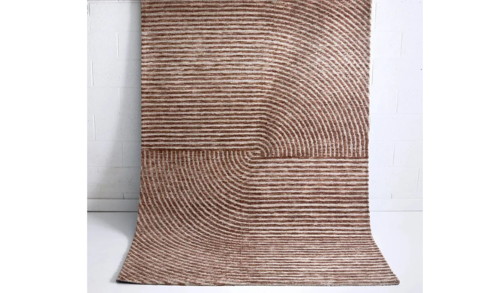Isla Rust Curved Line Textured Wool Rug