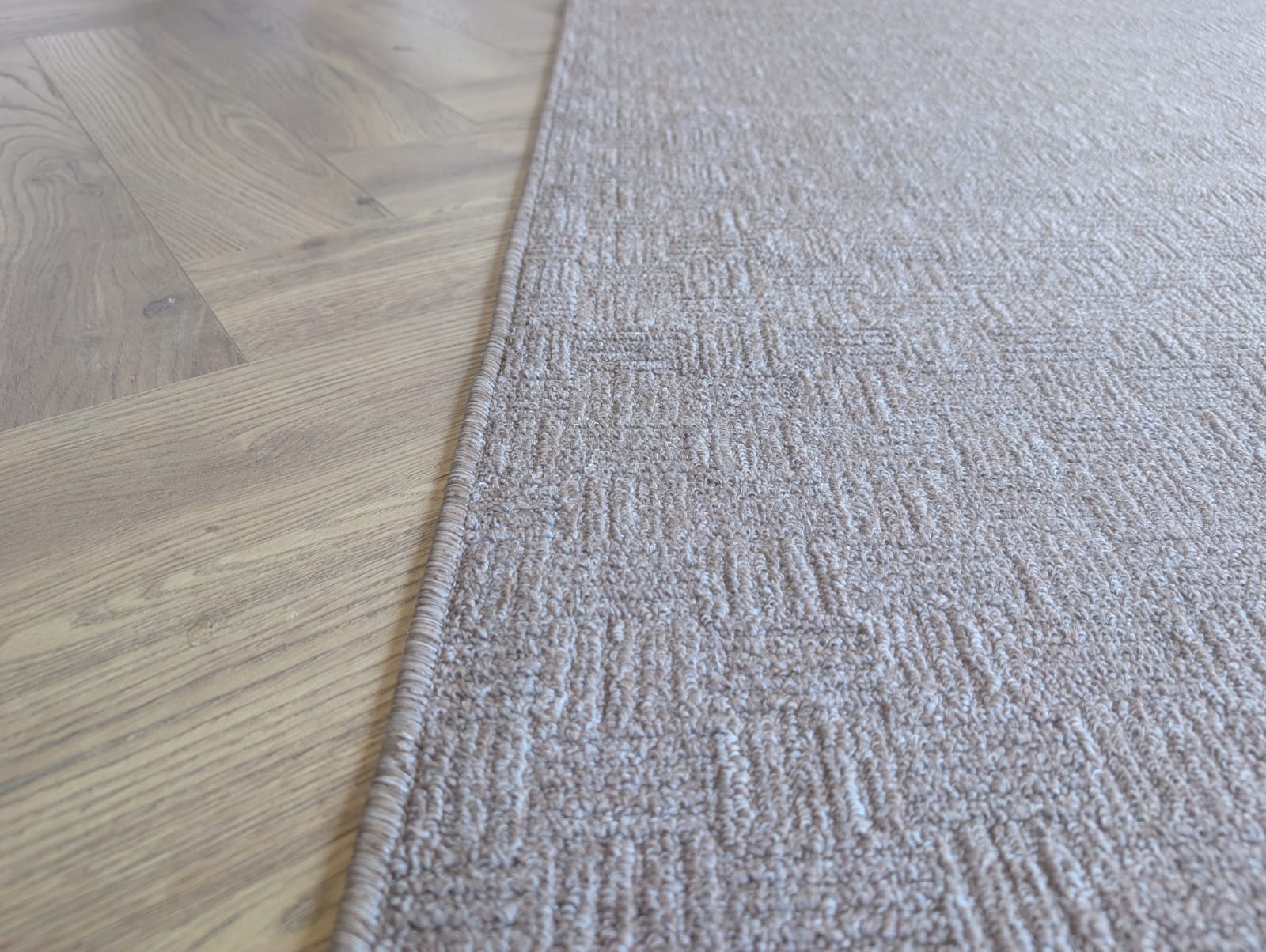 Callavi beige square 80 cm Wide