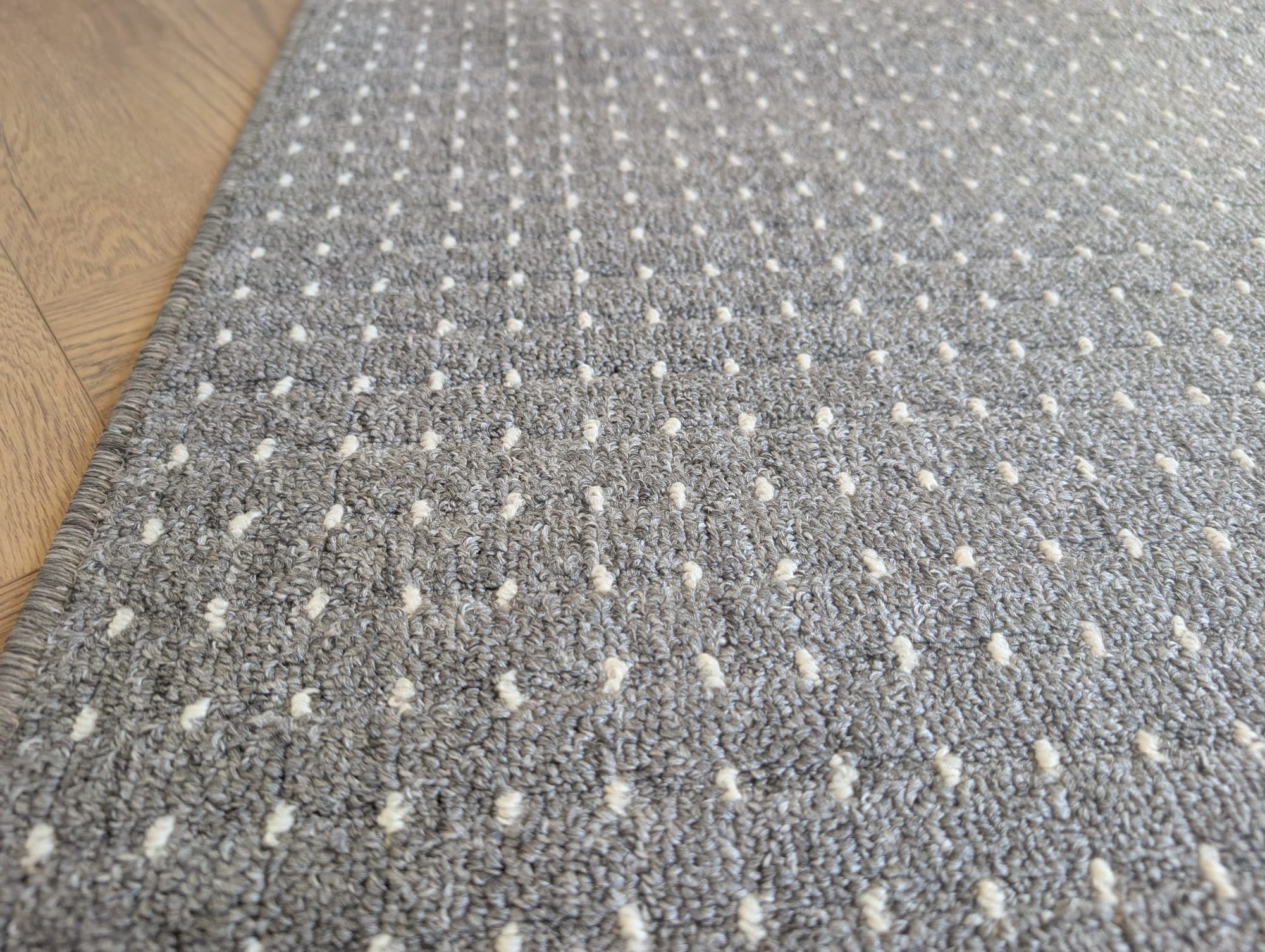 Callavi silver dots flatweave 100 cm Wide