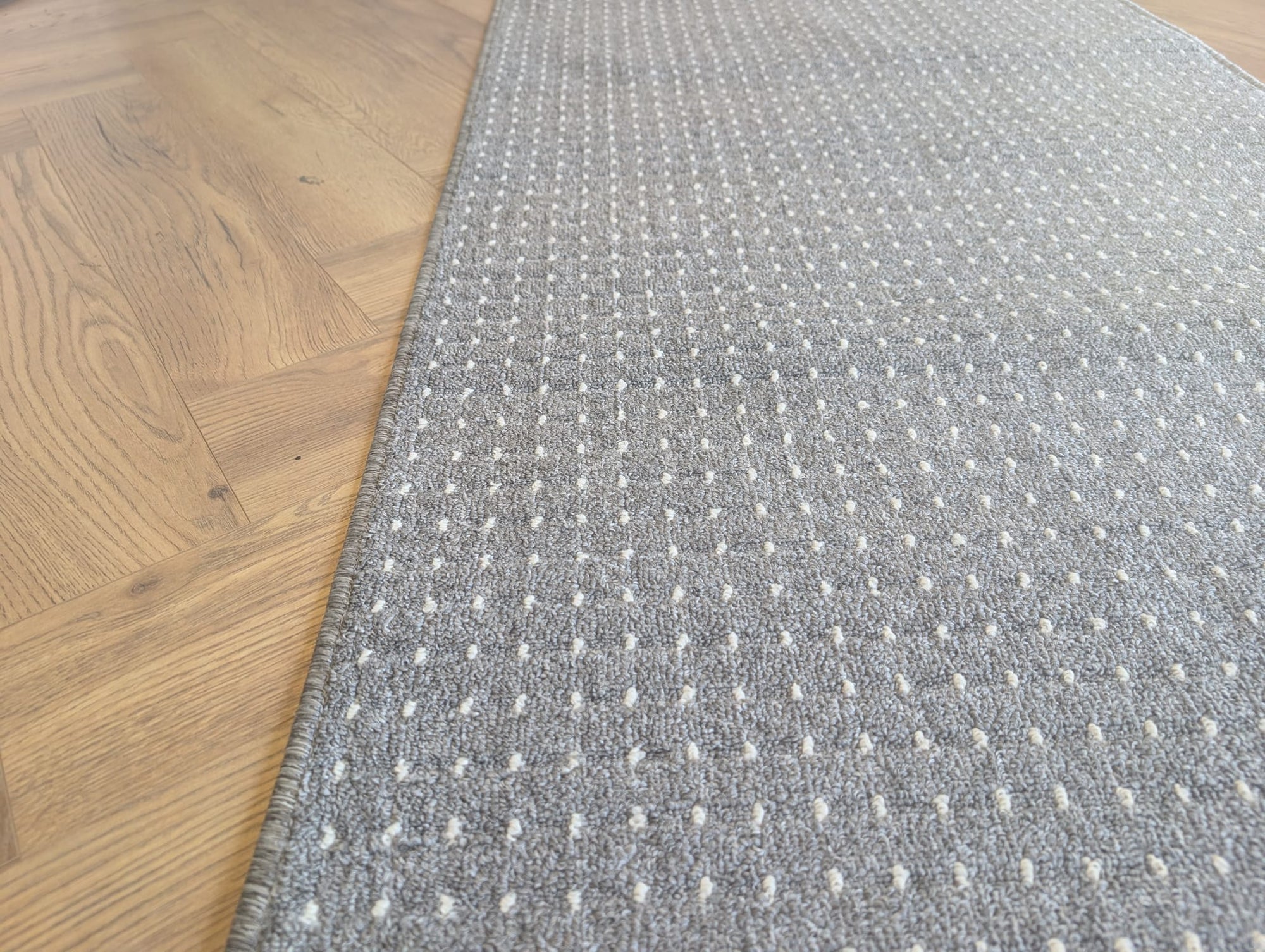 Callavi silver dots flatweave 100 cm Wide