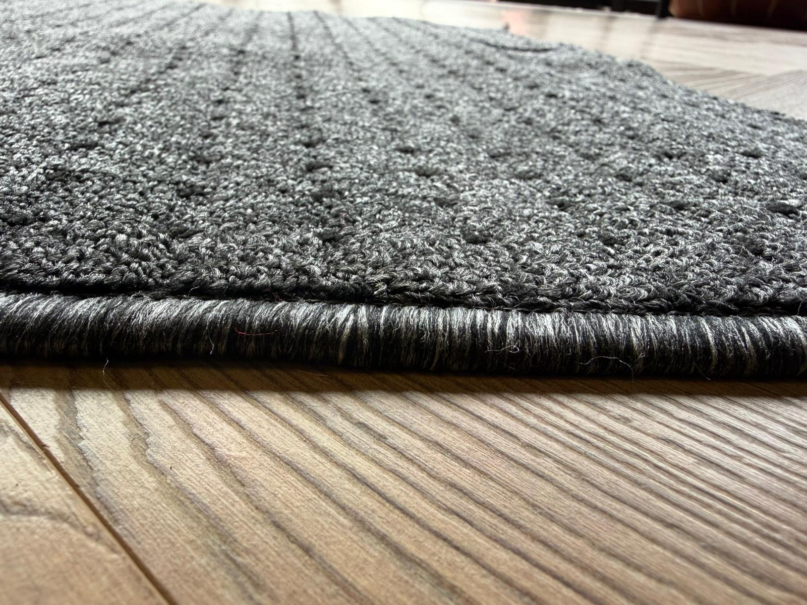 Callavi grey dots flatweave 67 cm Wide