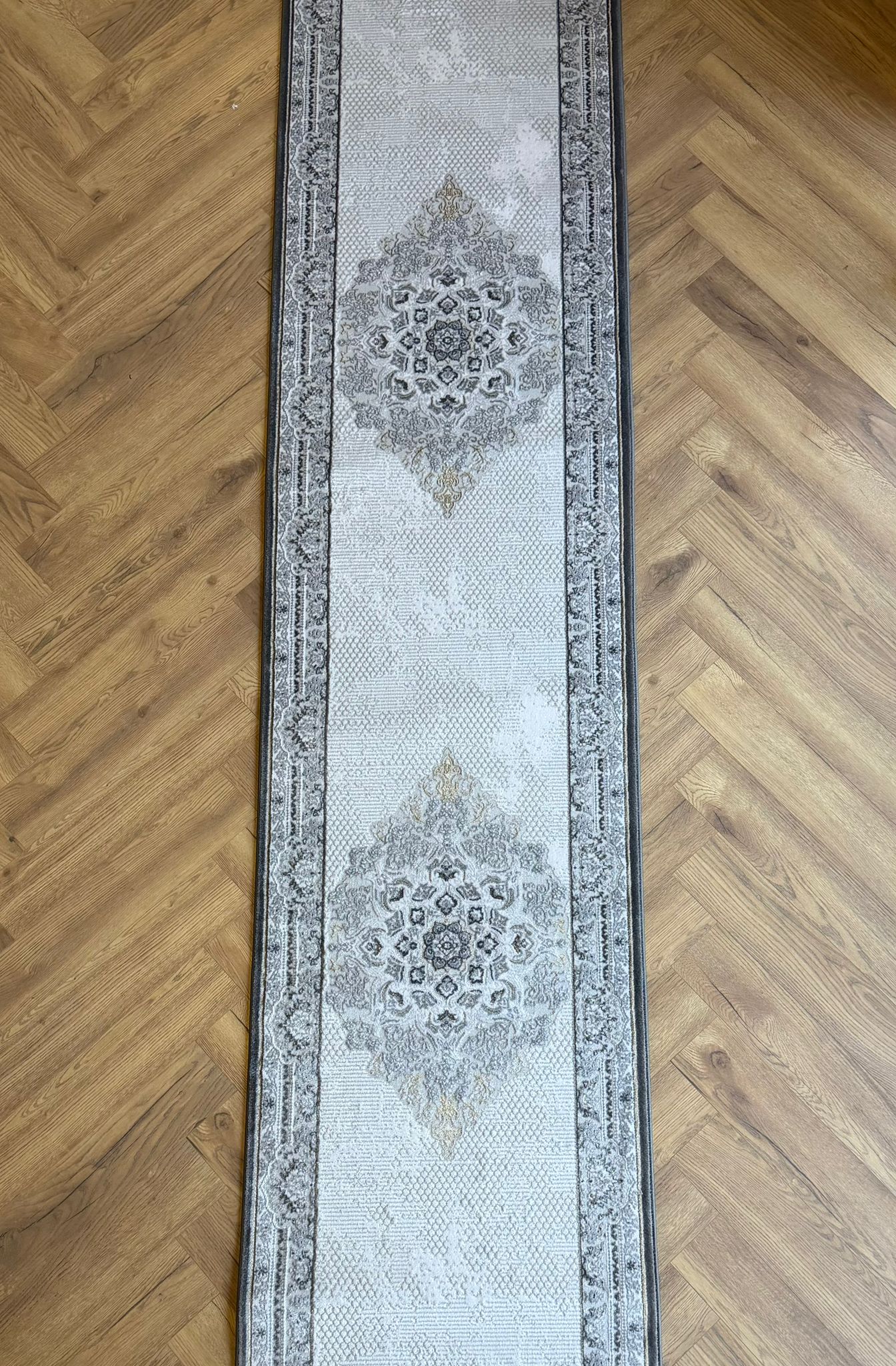 Grey Ivory Sharp Lazer Medallion Runner 100cm wide