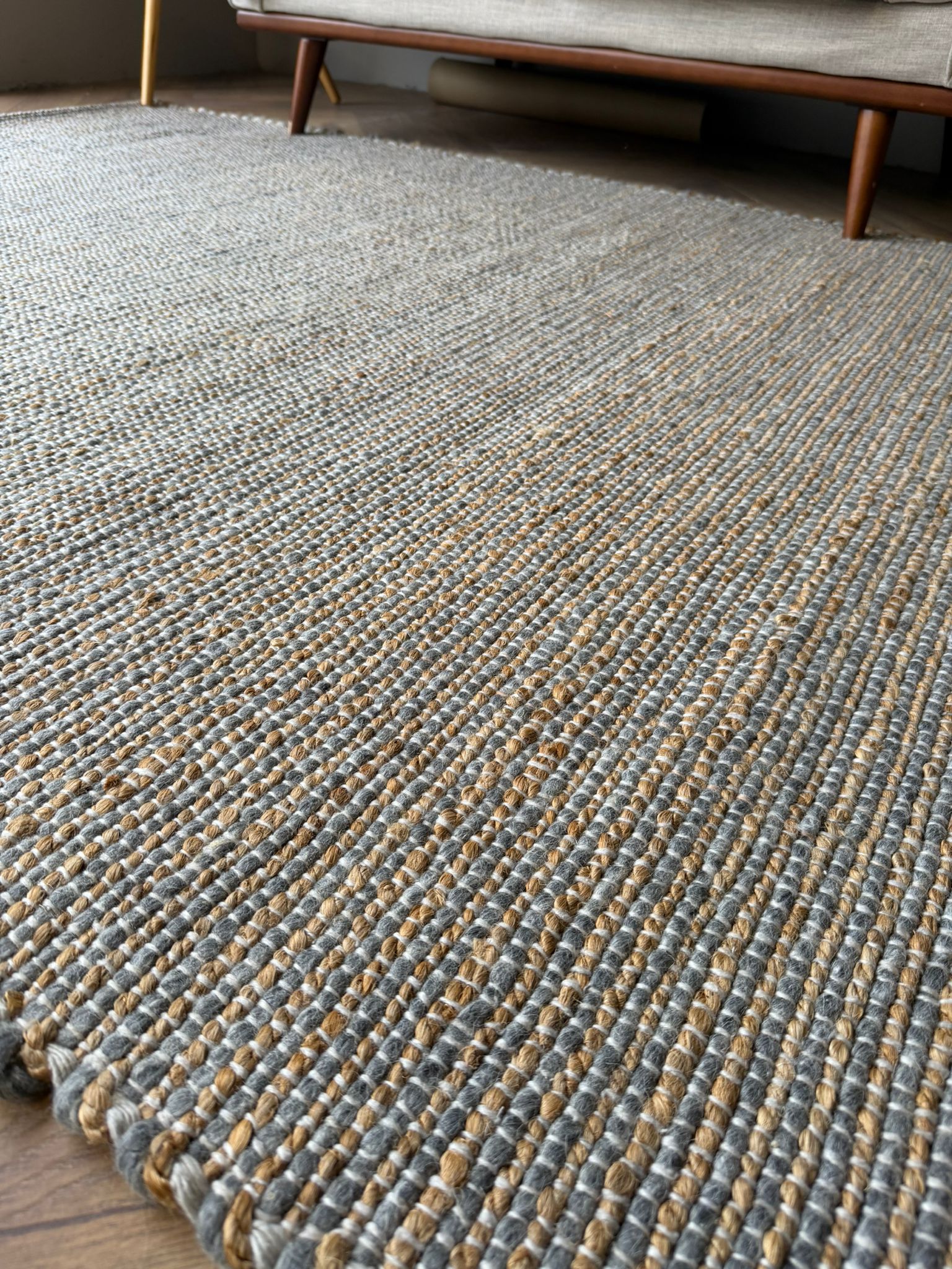 Nomad Wool Jute Textured Natural Rug – Natural grey