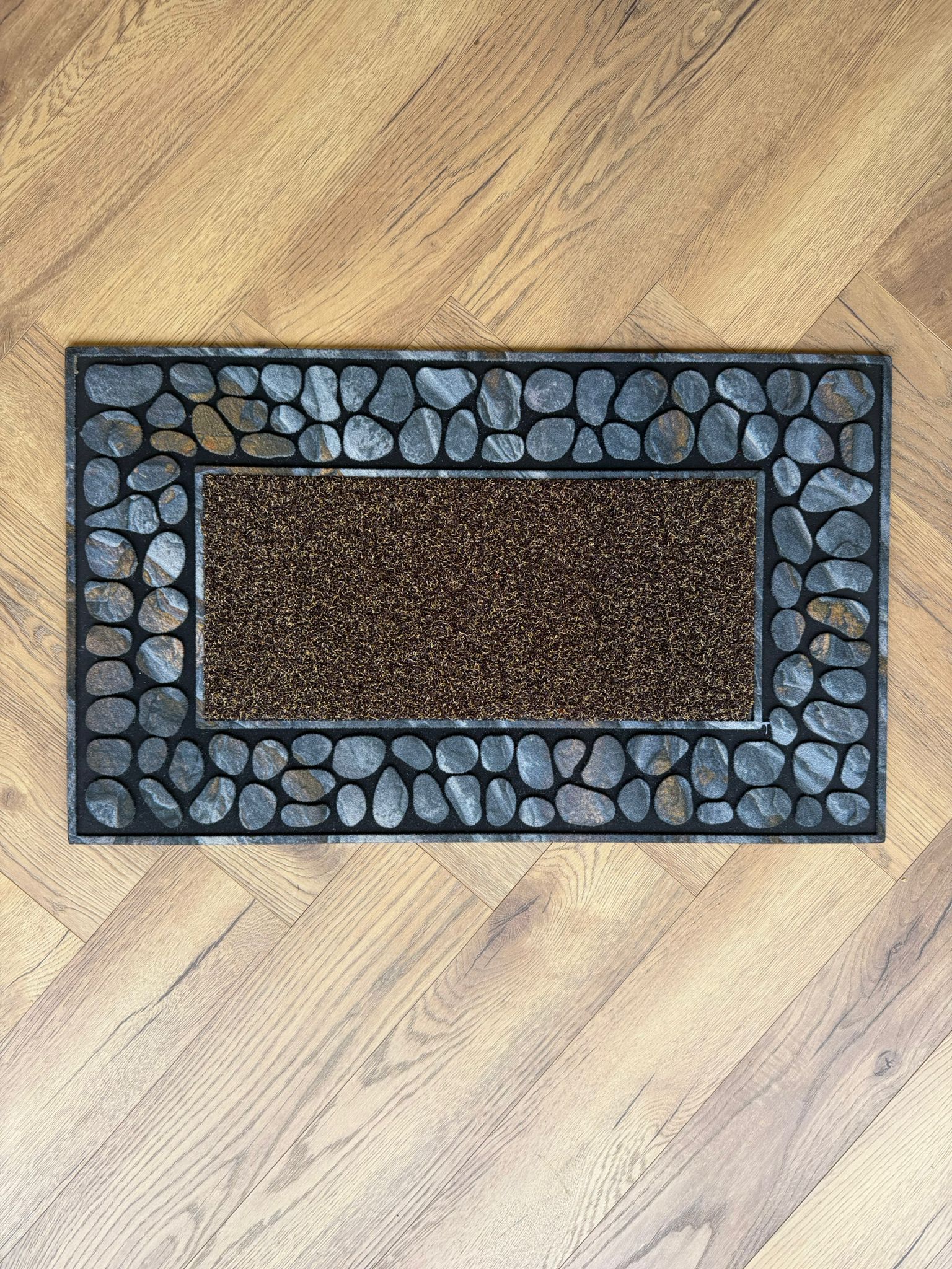 Outdoor Mat Pebble Border 45x76cm - Brown