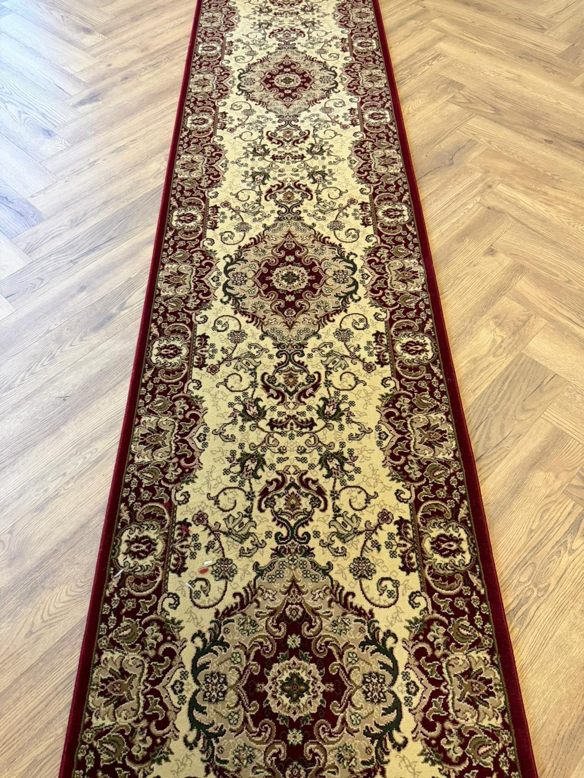 Benevolence bachalli red 80 cm Wide