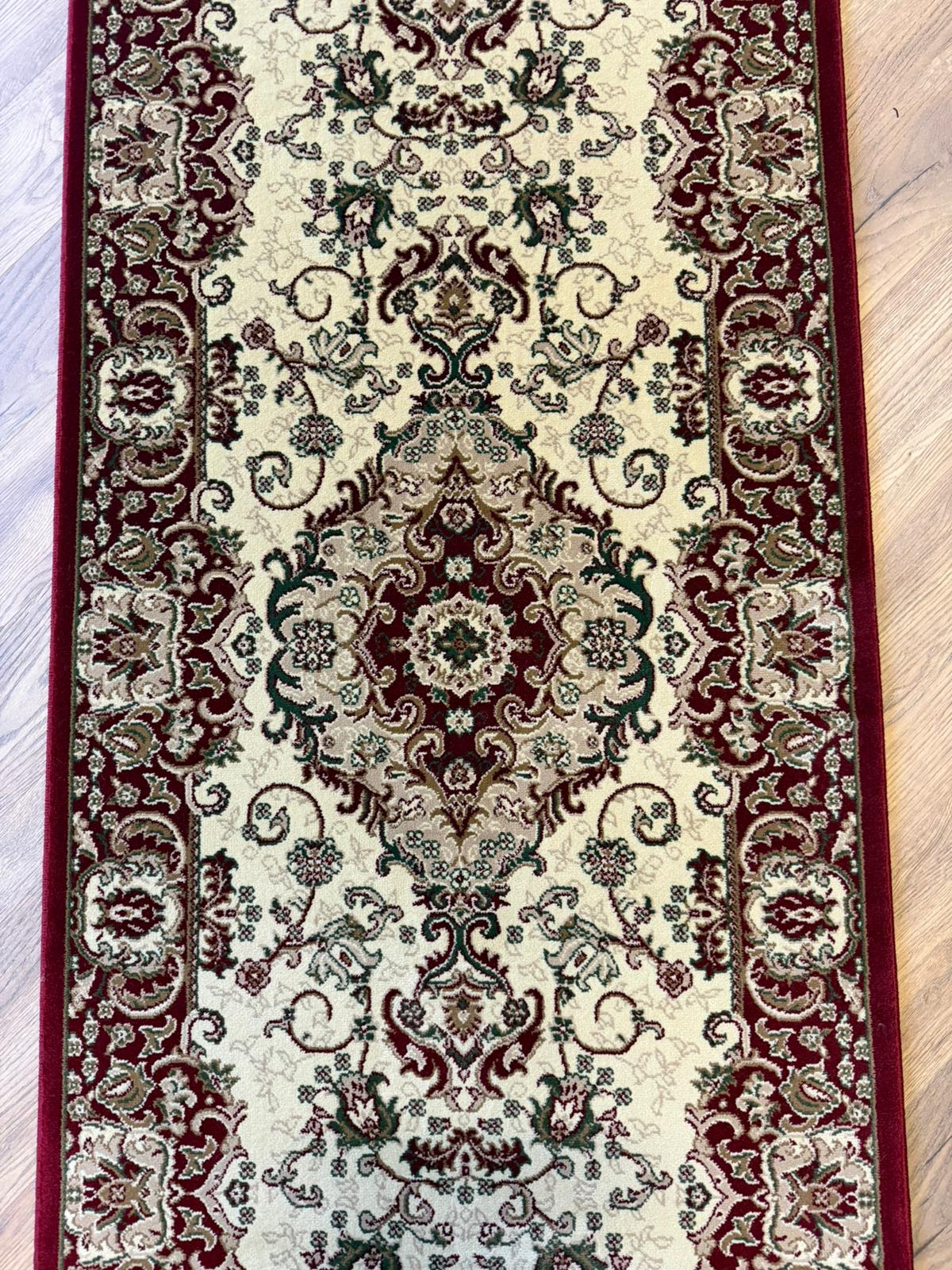 Benevolence bachalli red 80 cm Wide