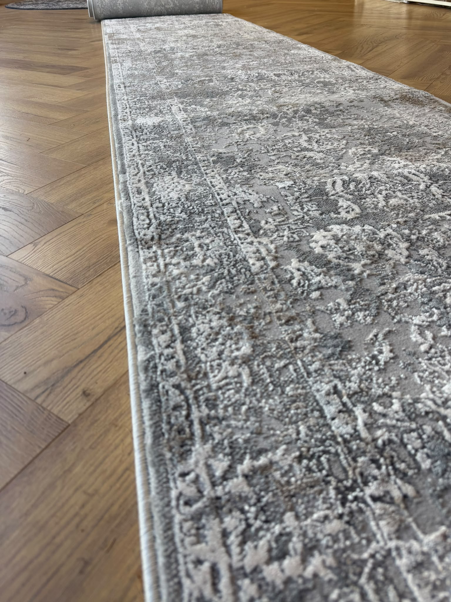 Deluxe 892 grey distressed Turkish runner 80 cm Wide