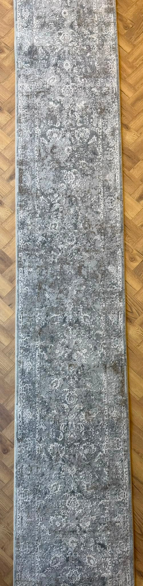 Deluxe 892 grey distressed Turkish runner 80 cm Wide