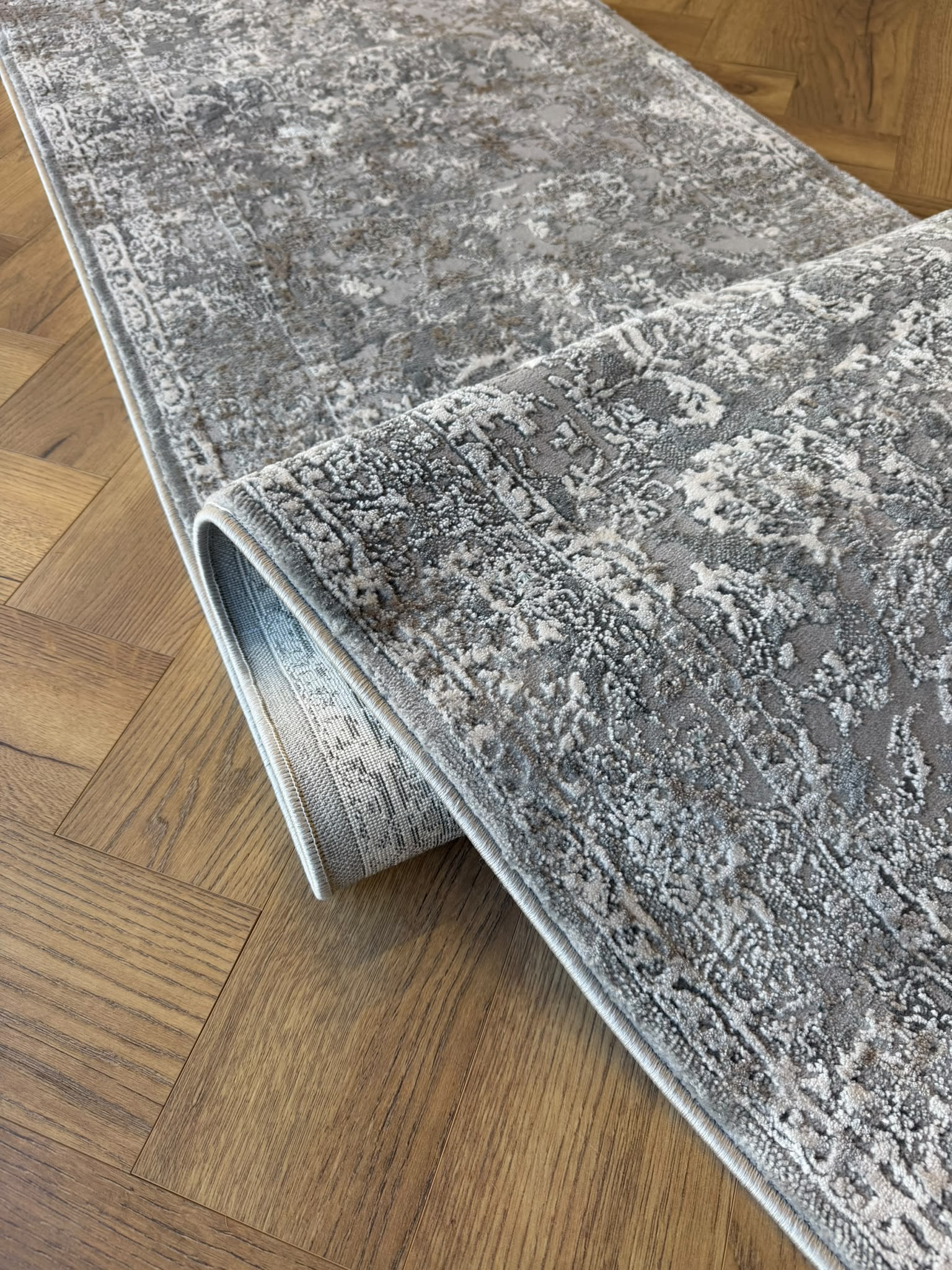 Deluxe 892 grey distressed Turkish runner 80 cm Wide