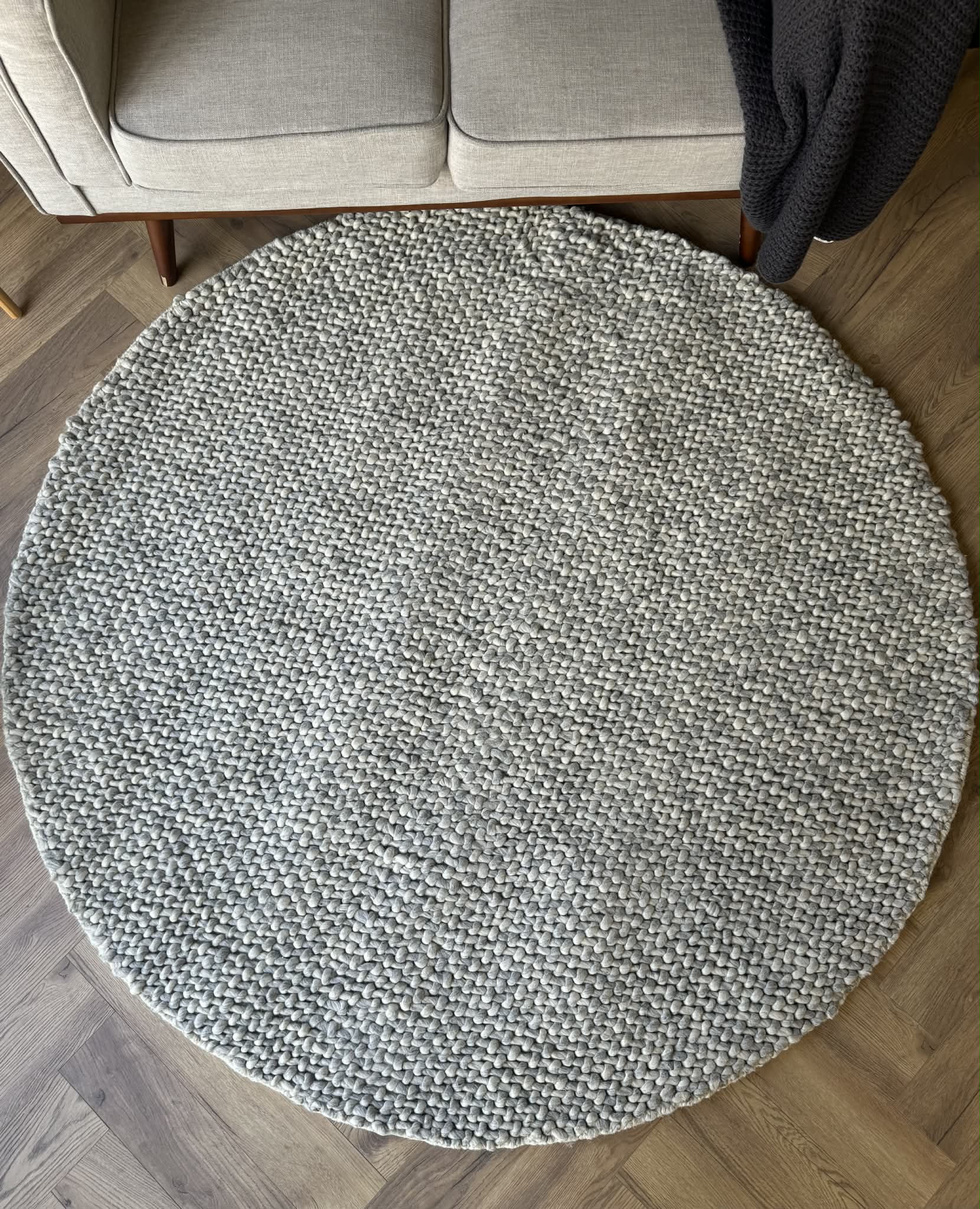 Avani Grey Pebble Round Rug 180x180