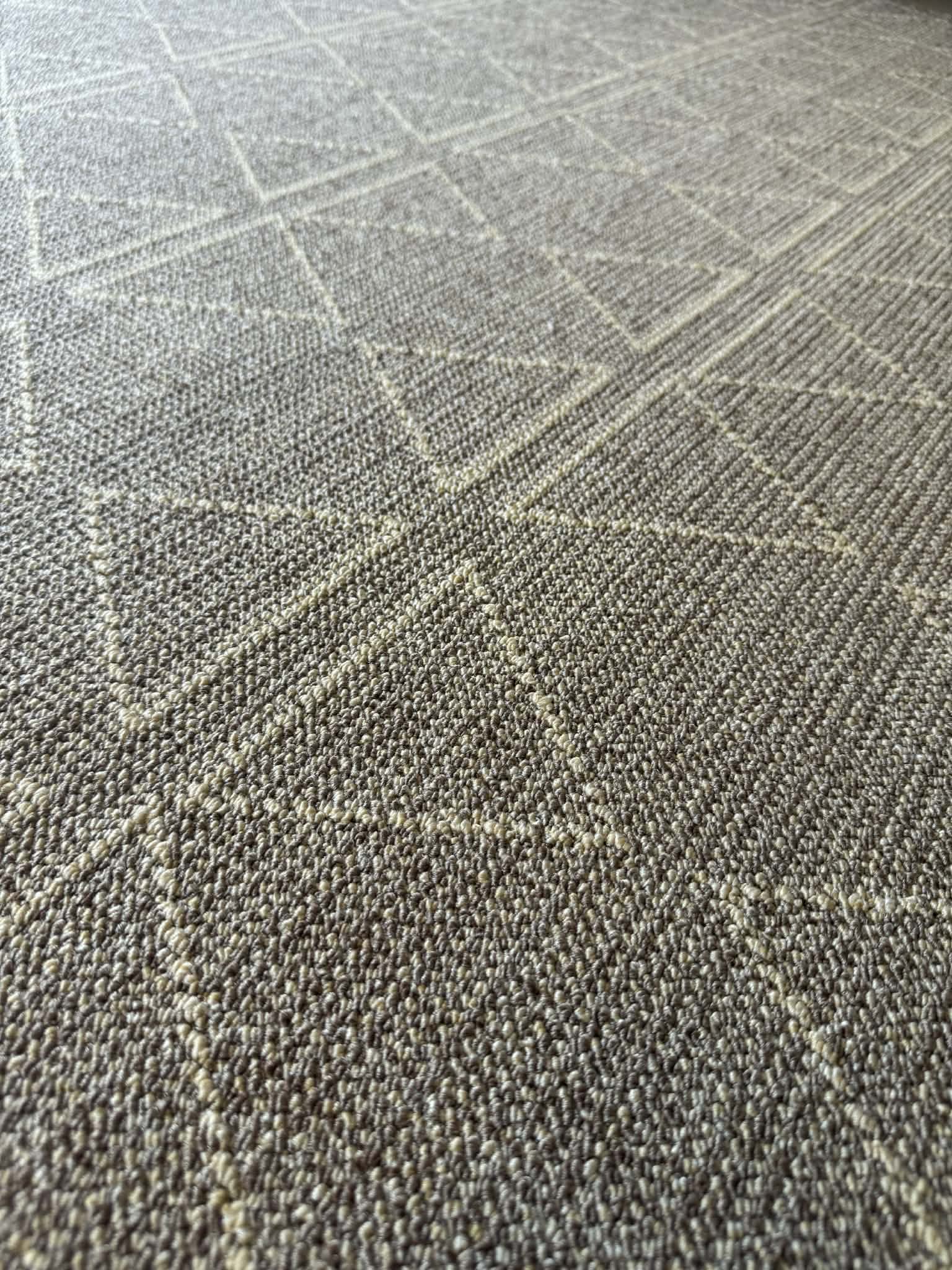 Nikotex Urban Weave Taupe Linear Triangle Rug