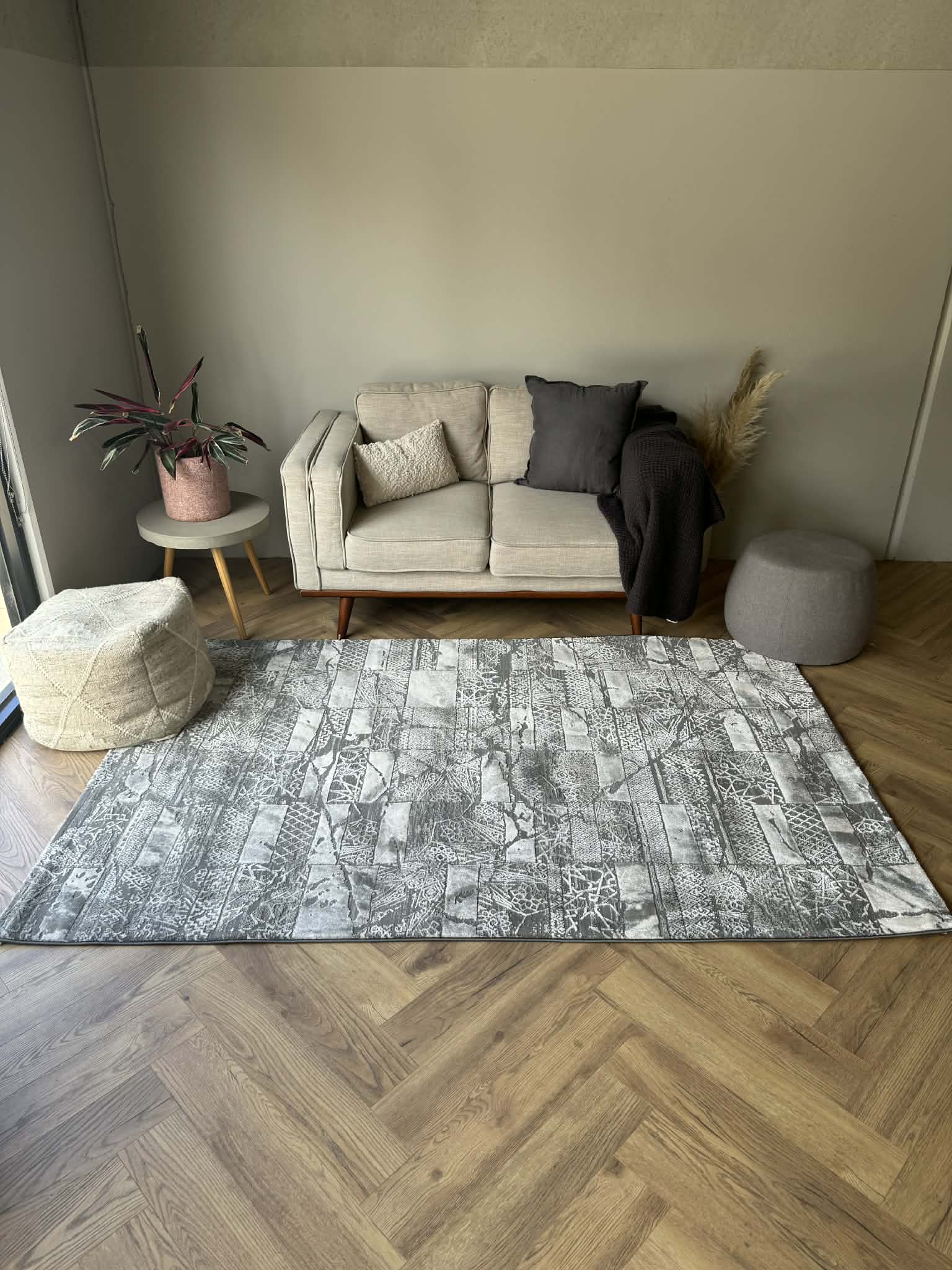 Nomad Handwoven Natural Wool Diamond Rug